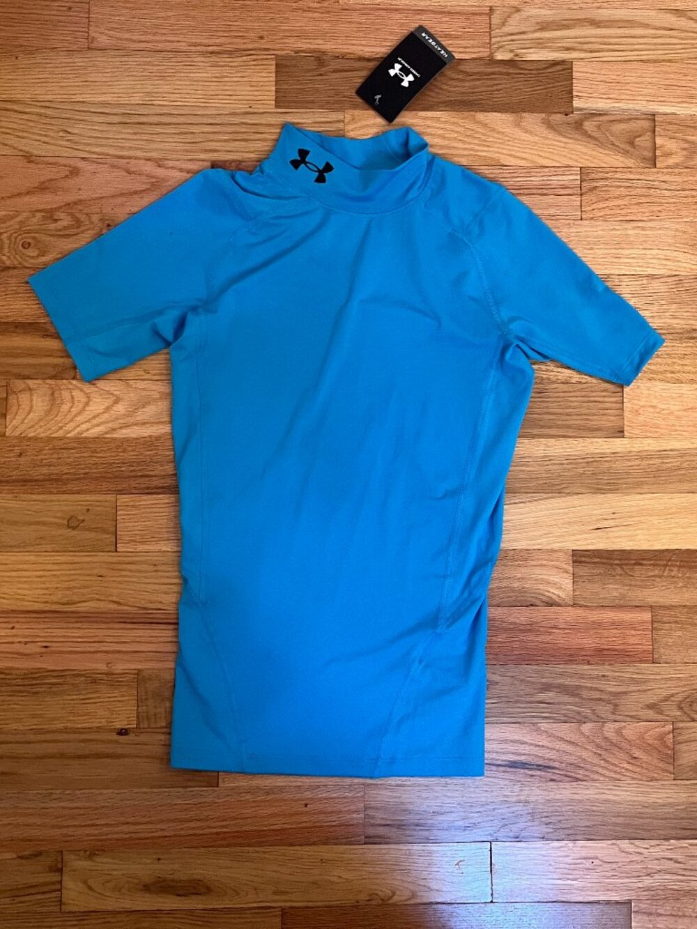 New Men's Small Under Armour Mock Neck Heatgear Compression Short Sleeve Shirt